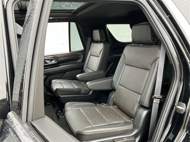 2022 Chevrolet Tahoe High Country photo 3