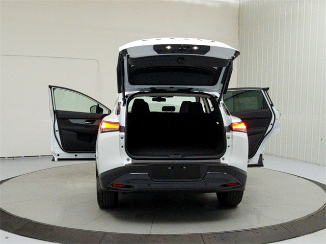 2025 Nissan Murano SL photo 12