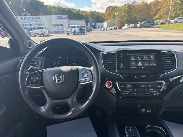 2022 Honda Pilot Touring photo 19