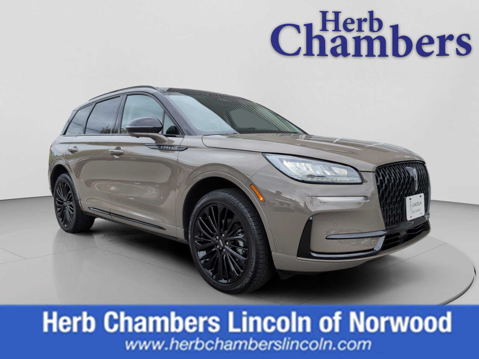 2025 Lincoln Corsair Premiere's photo