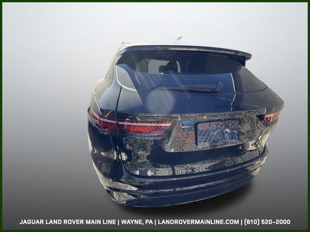 2024 Jaguar F-PACE P250 R-Dynamic S photo 3
