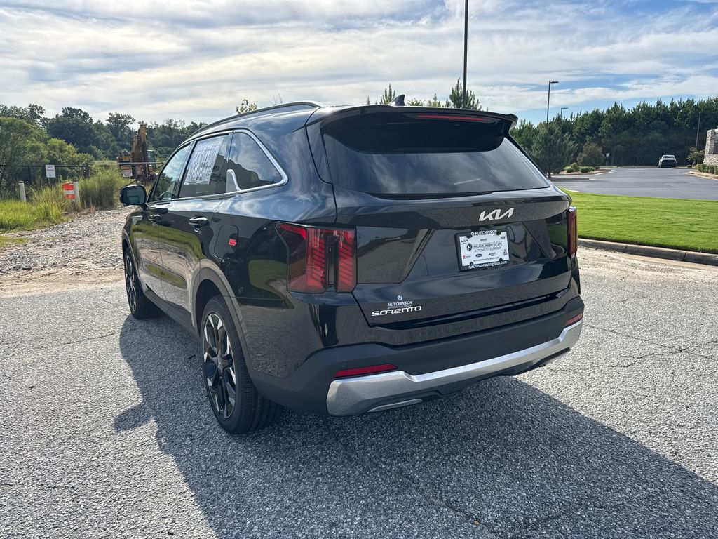 2026 Kia Sorento EX photo 5
