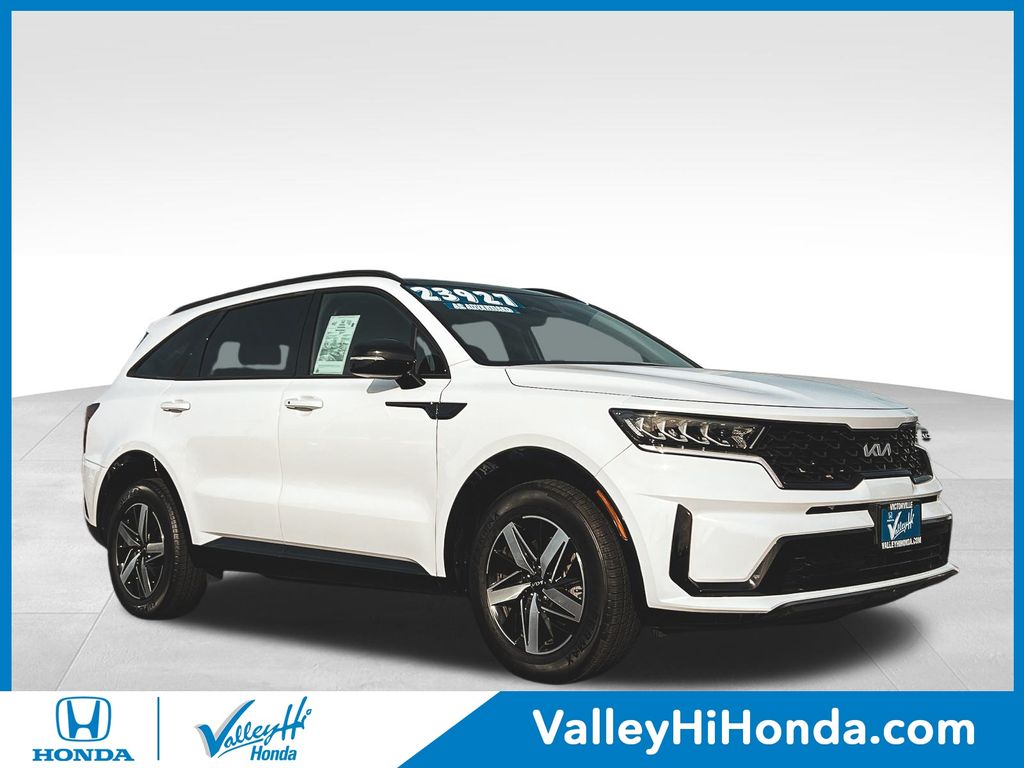 2022 Kia Sorento S's photo