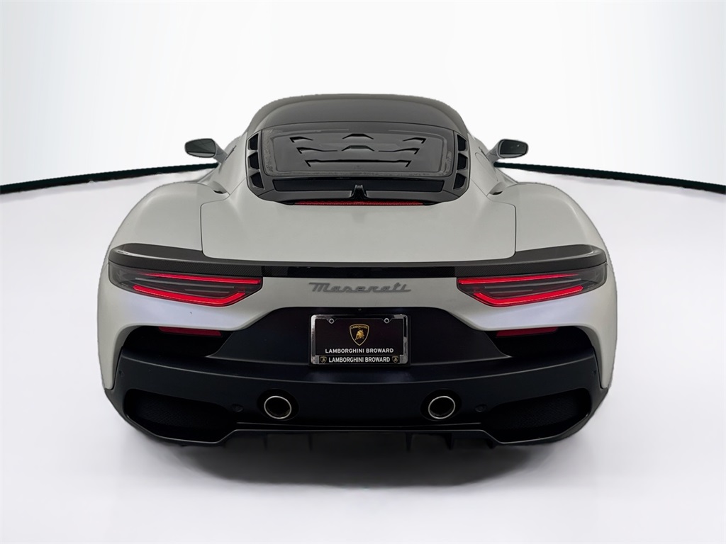 2023 Maserati MC20 Base photo 6