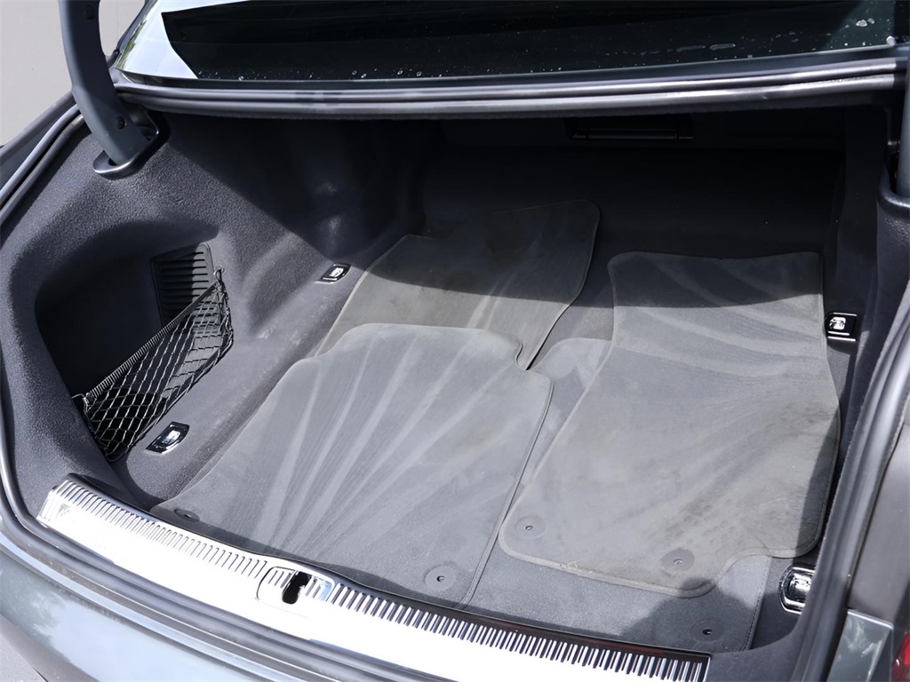 2023 Audi S8 4.0T Quattro photo 16