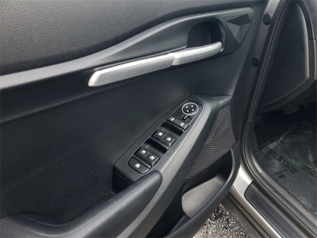 2024 Kia Seltos LX photo 9