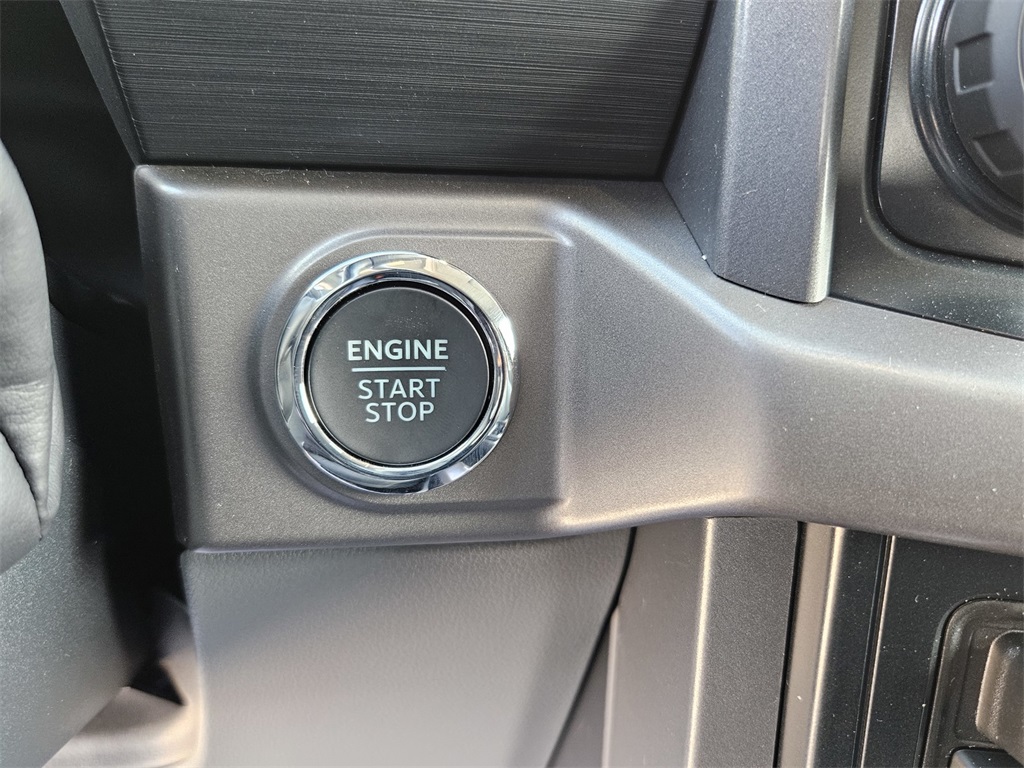 2025 Ford F-150 XLT photo 15