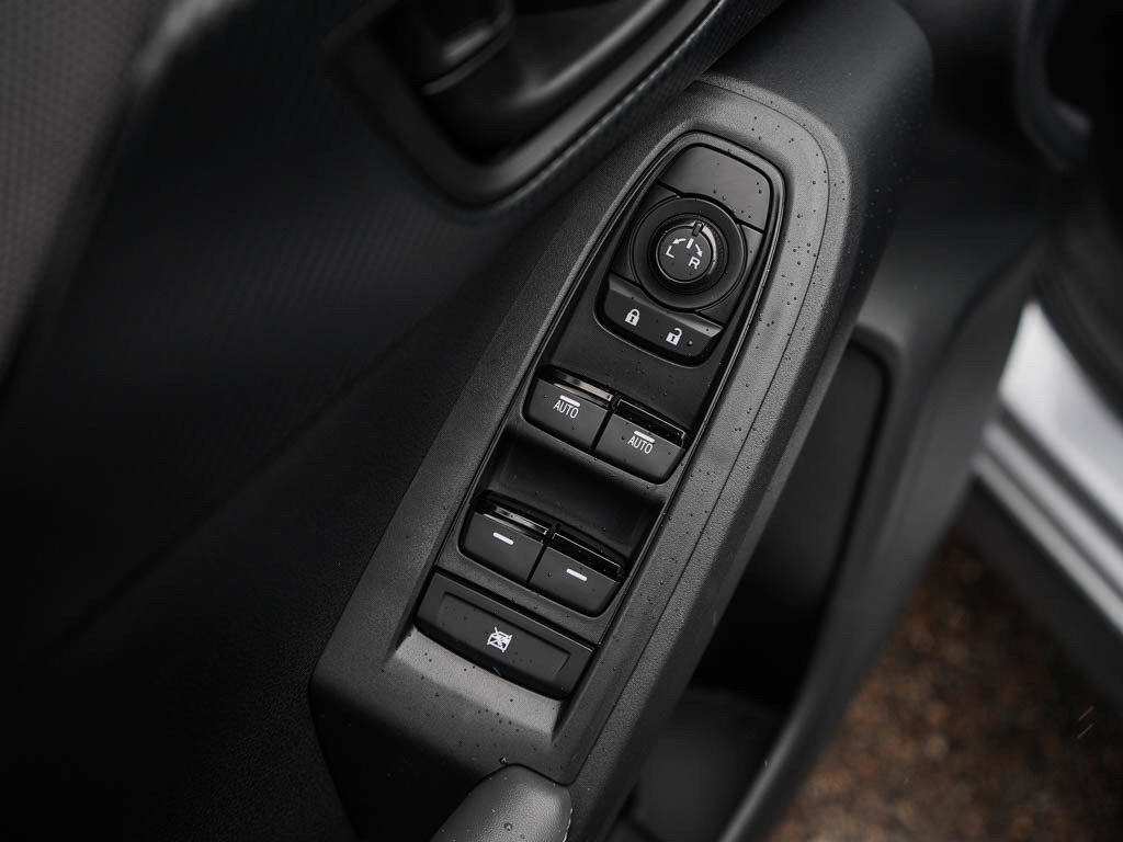 2025 Subaru Crosstrek Premium photo 15