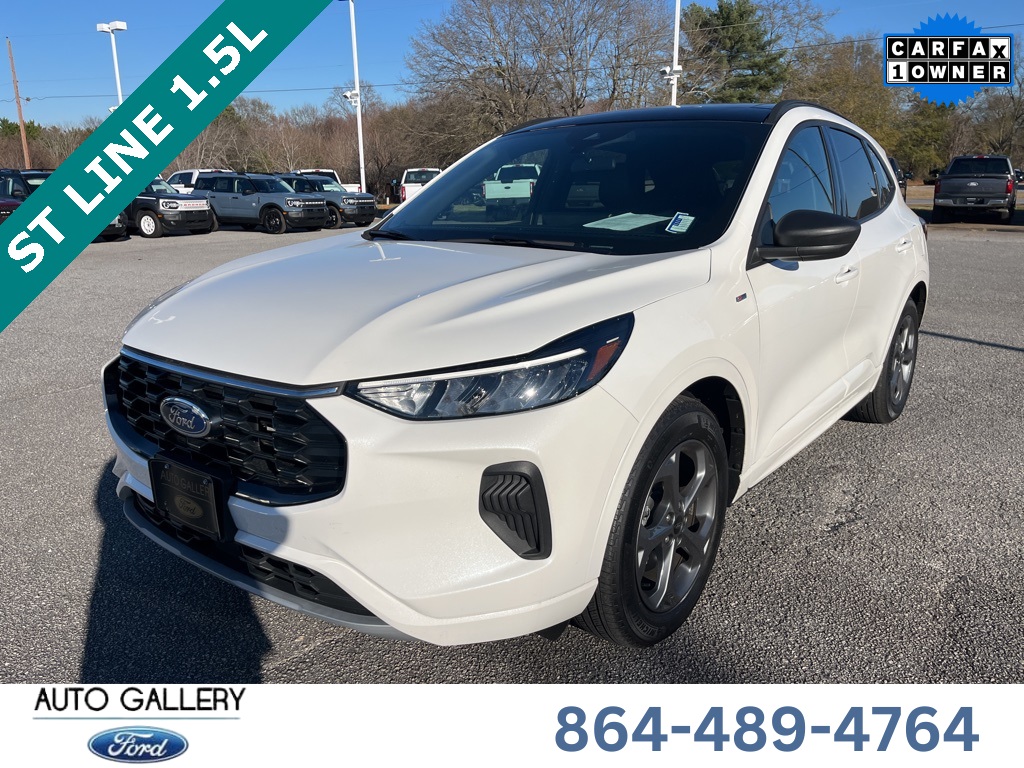 2024 Ford Escape ST-Line's photo