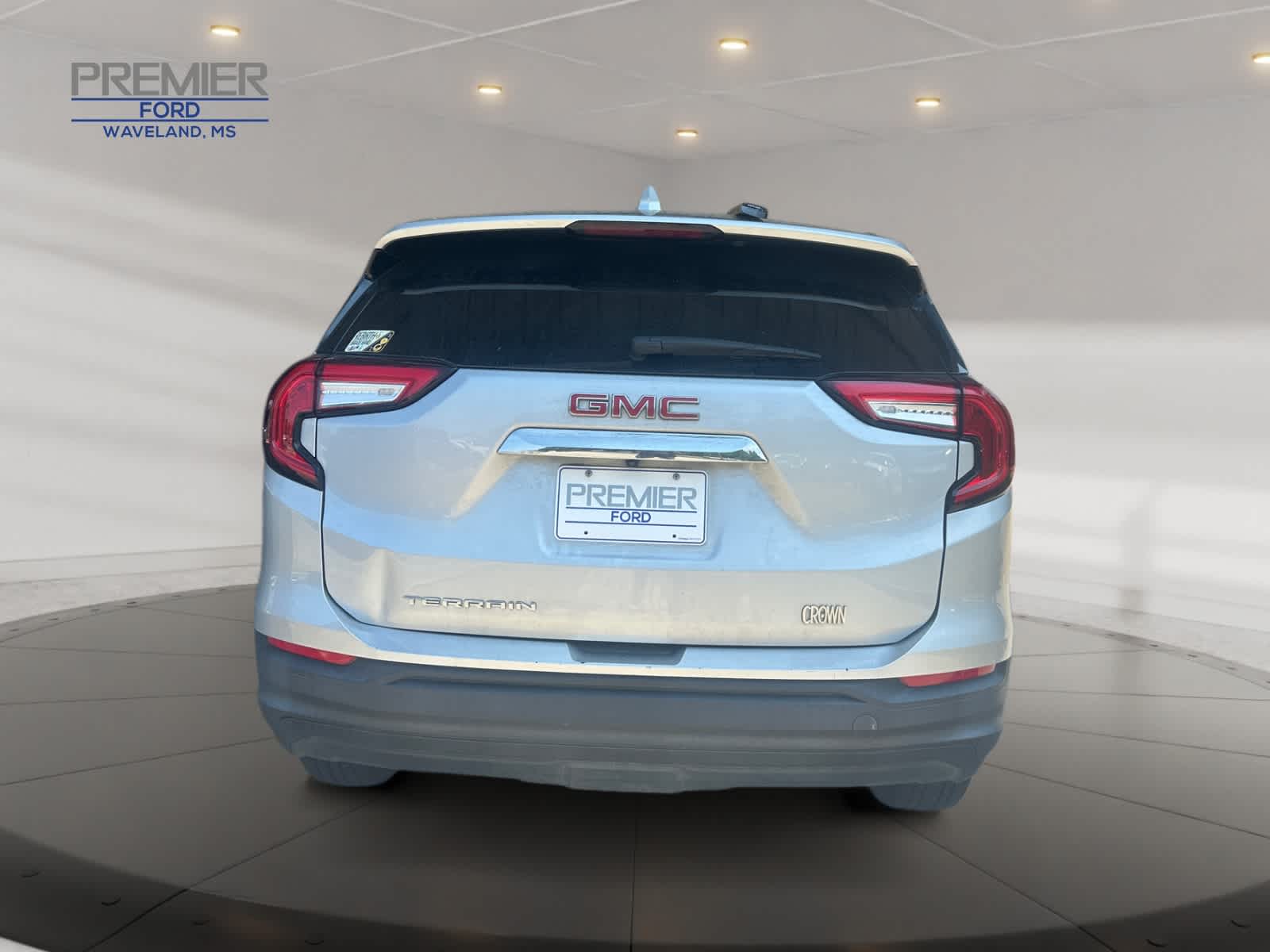 2022 Gmc Terrain SLE photo 4