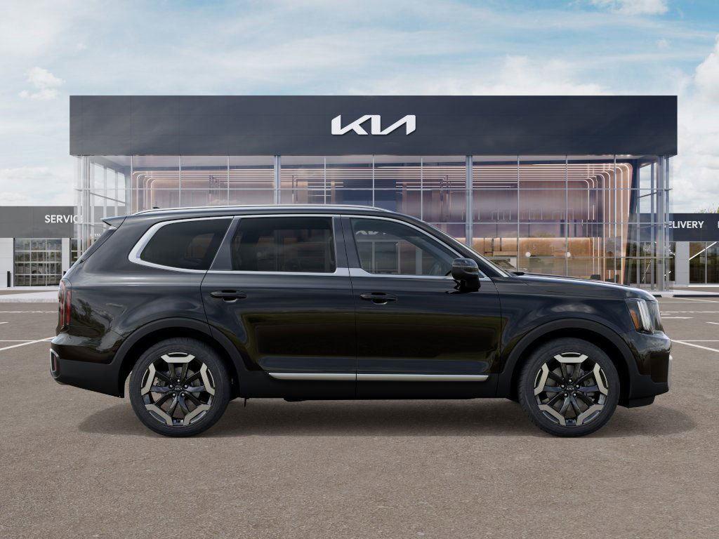 2025 Kia Telluride EX's photo