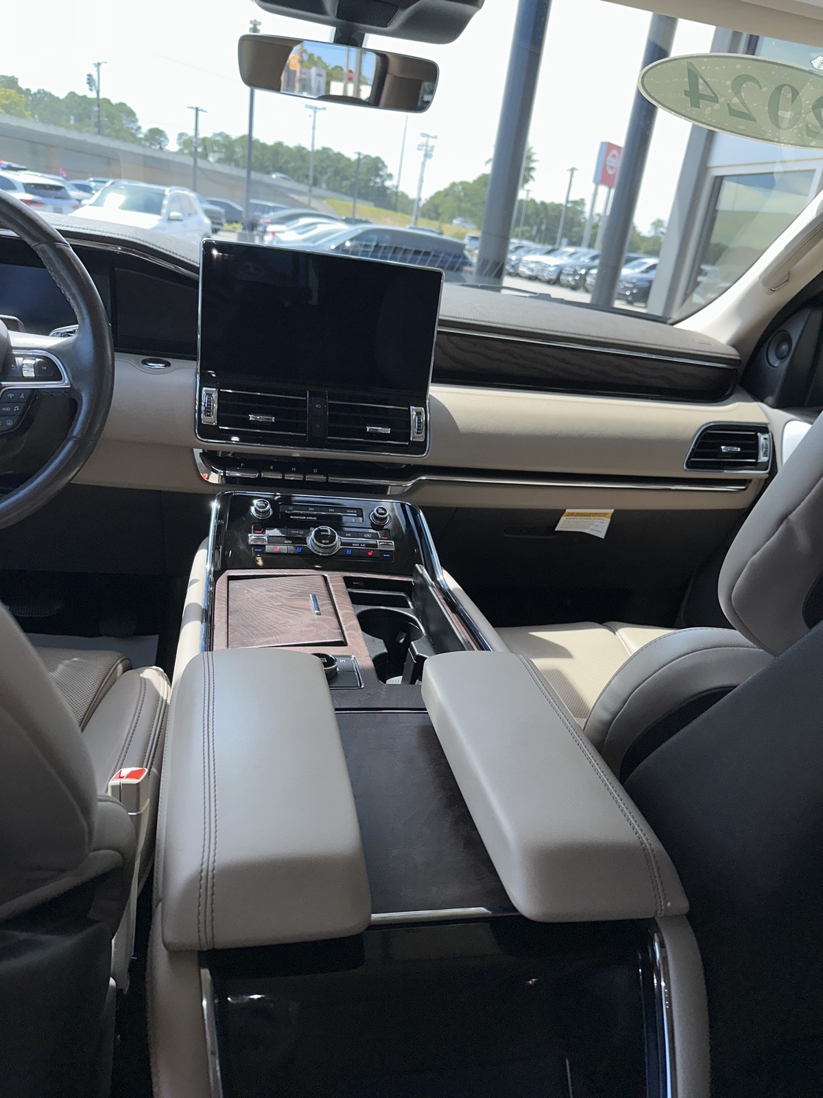 2024 Lincoln Navigator Reserve photo 7