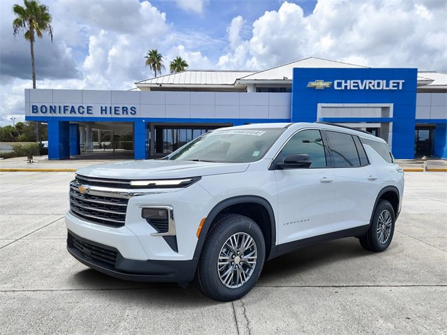 2026 Chevrolet Traverse photo 3