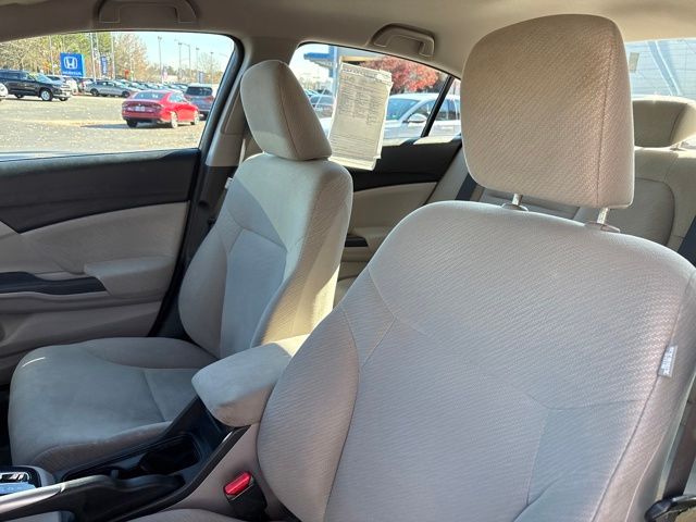 2013 Honda Civic LX photo 3