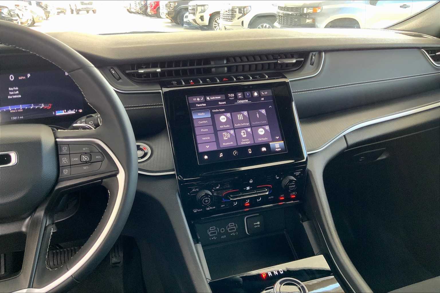 2024 Jeep Grand Cherokee Laredo X photo 5
