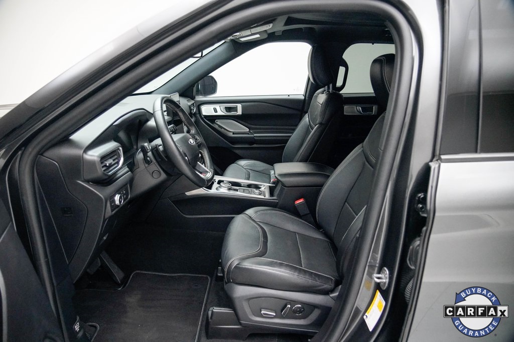 2020 Ford Explorer ST photo 4
