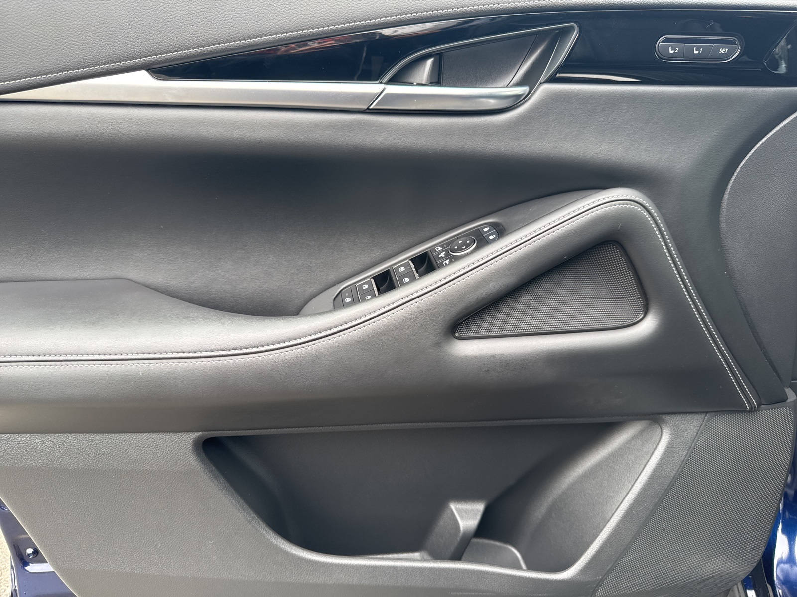2022 Infiniti QX60 Pure photo 38