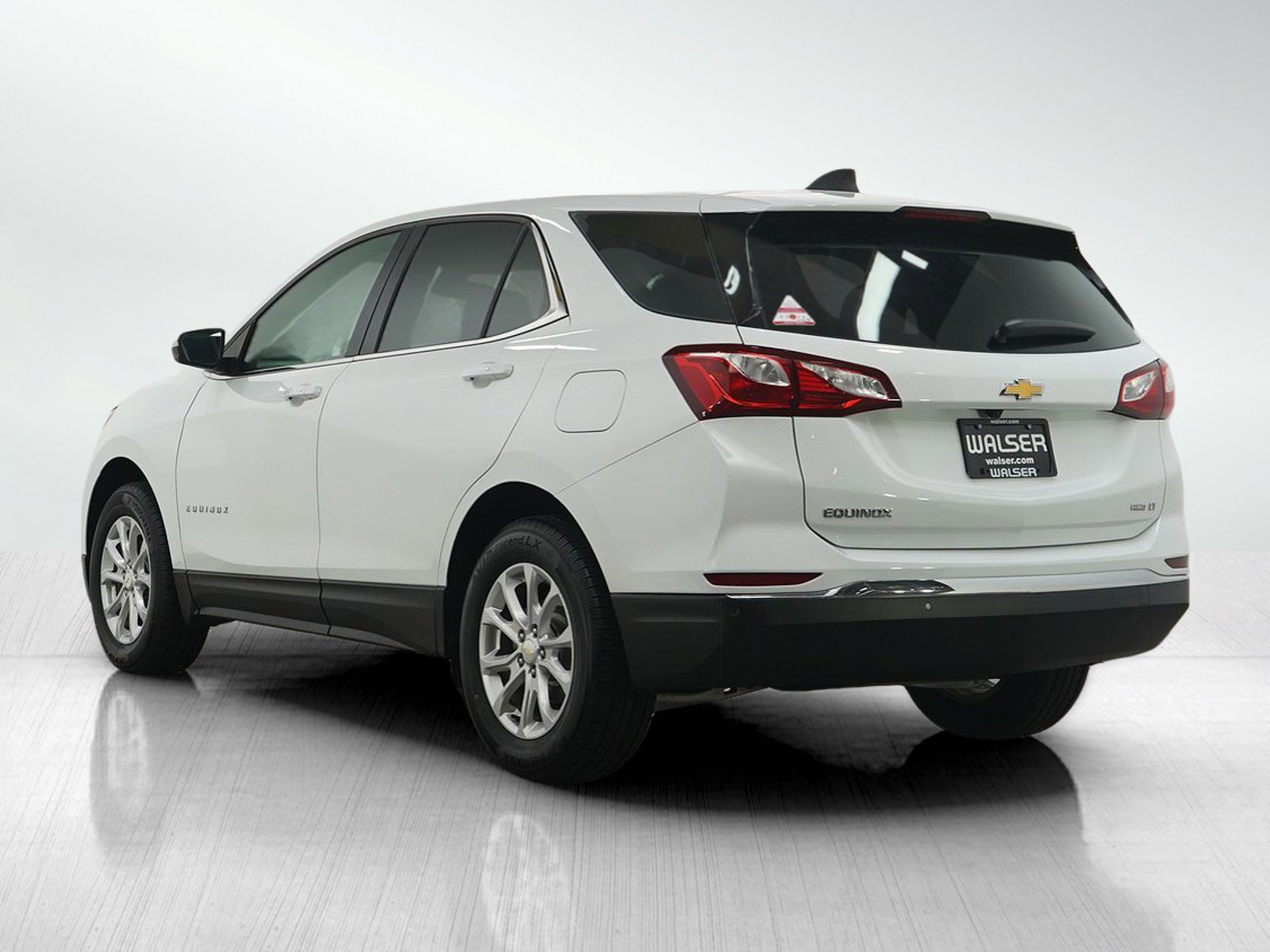 2019 Chevrolet Equinox LT photo 3