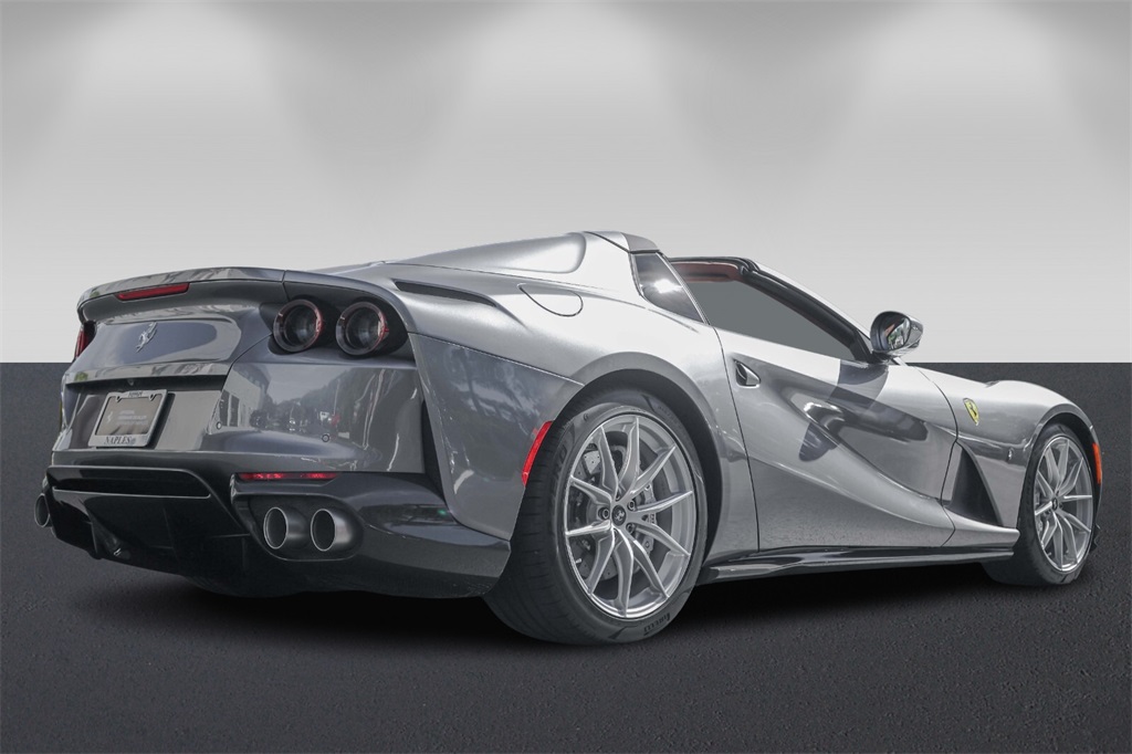 2022 Ferrari 812 GTS Base photo 3