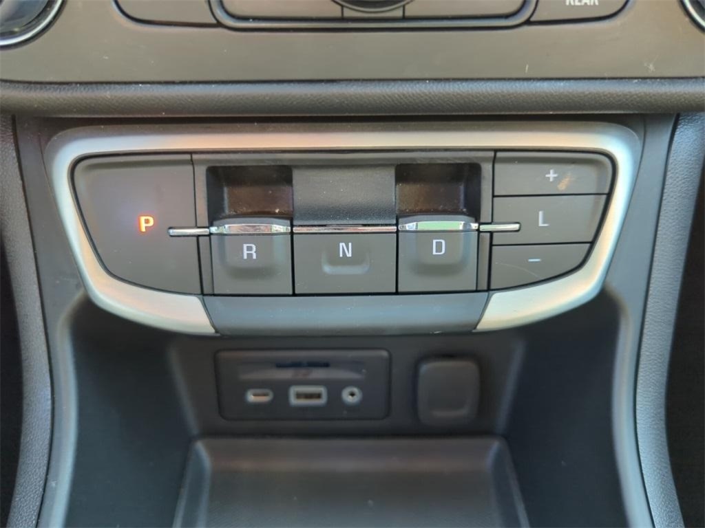 2024 Gmc Terrain SLT photo 22