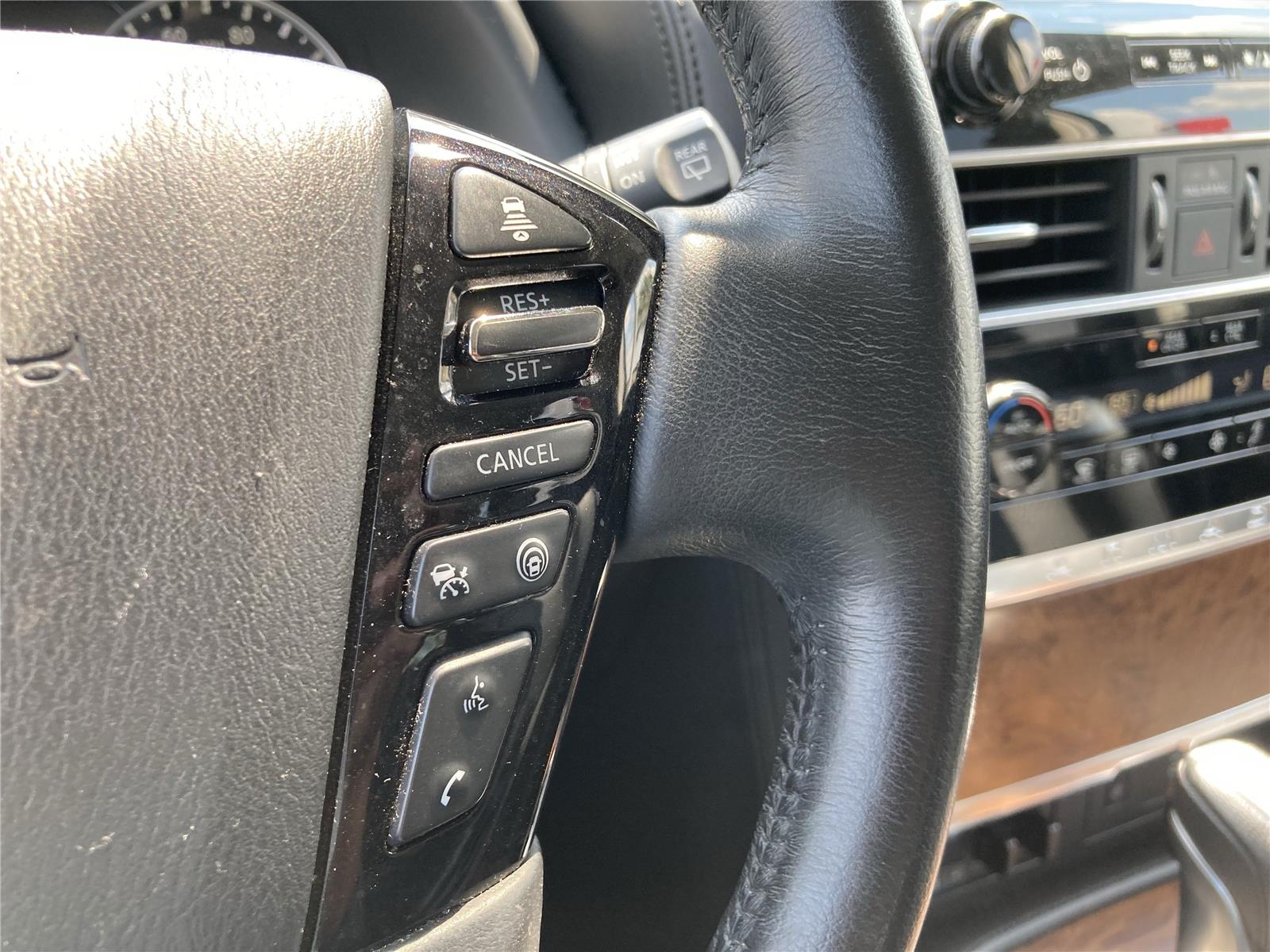 2023 Nissan Armada SL photo 21