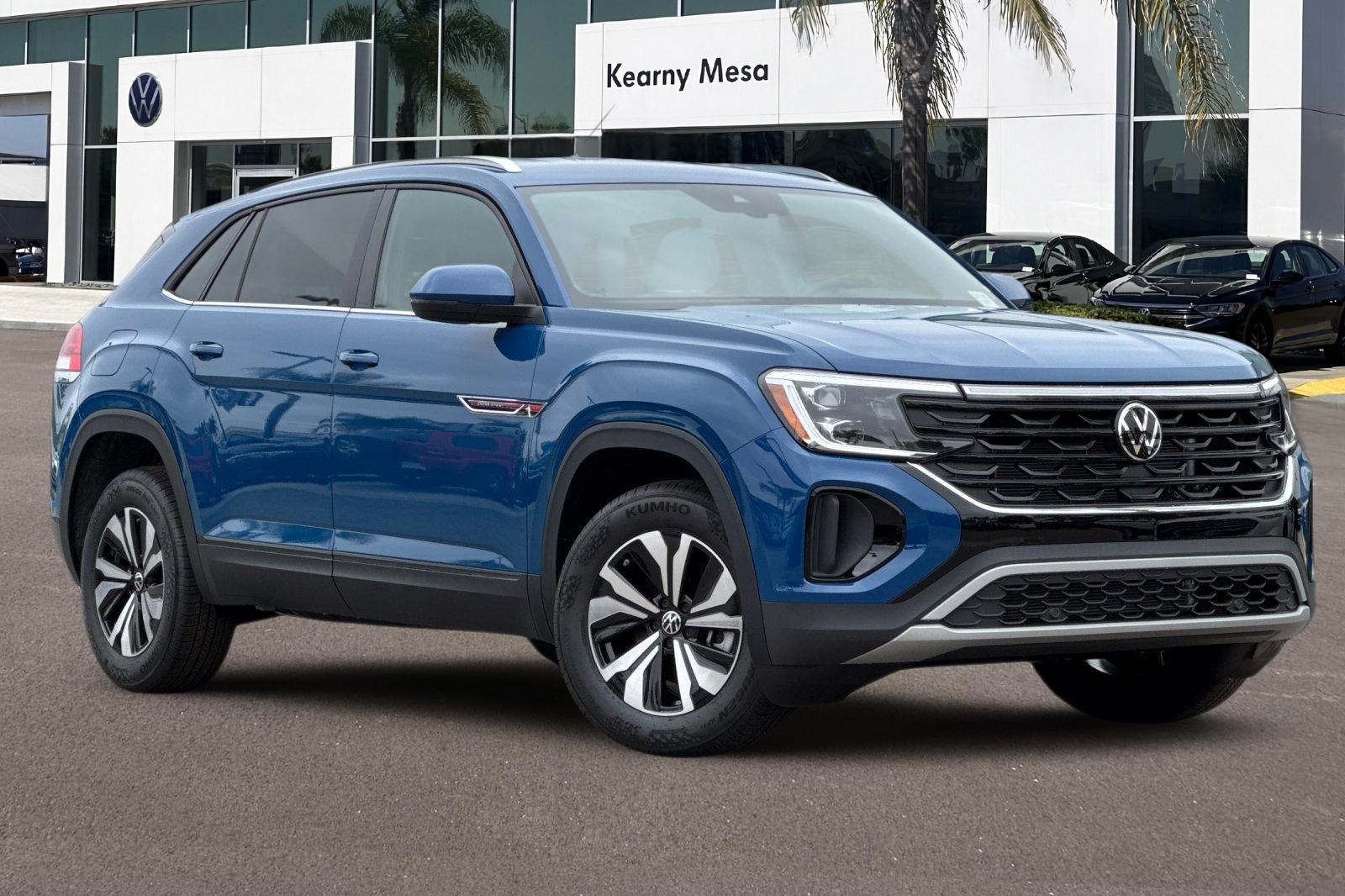 2025 Volkswagen Atlas Cross Sport SE photo 2