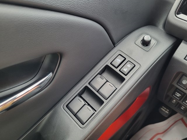 2025 Nissan Frontier PRO-4X photo 21