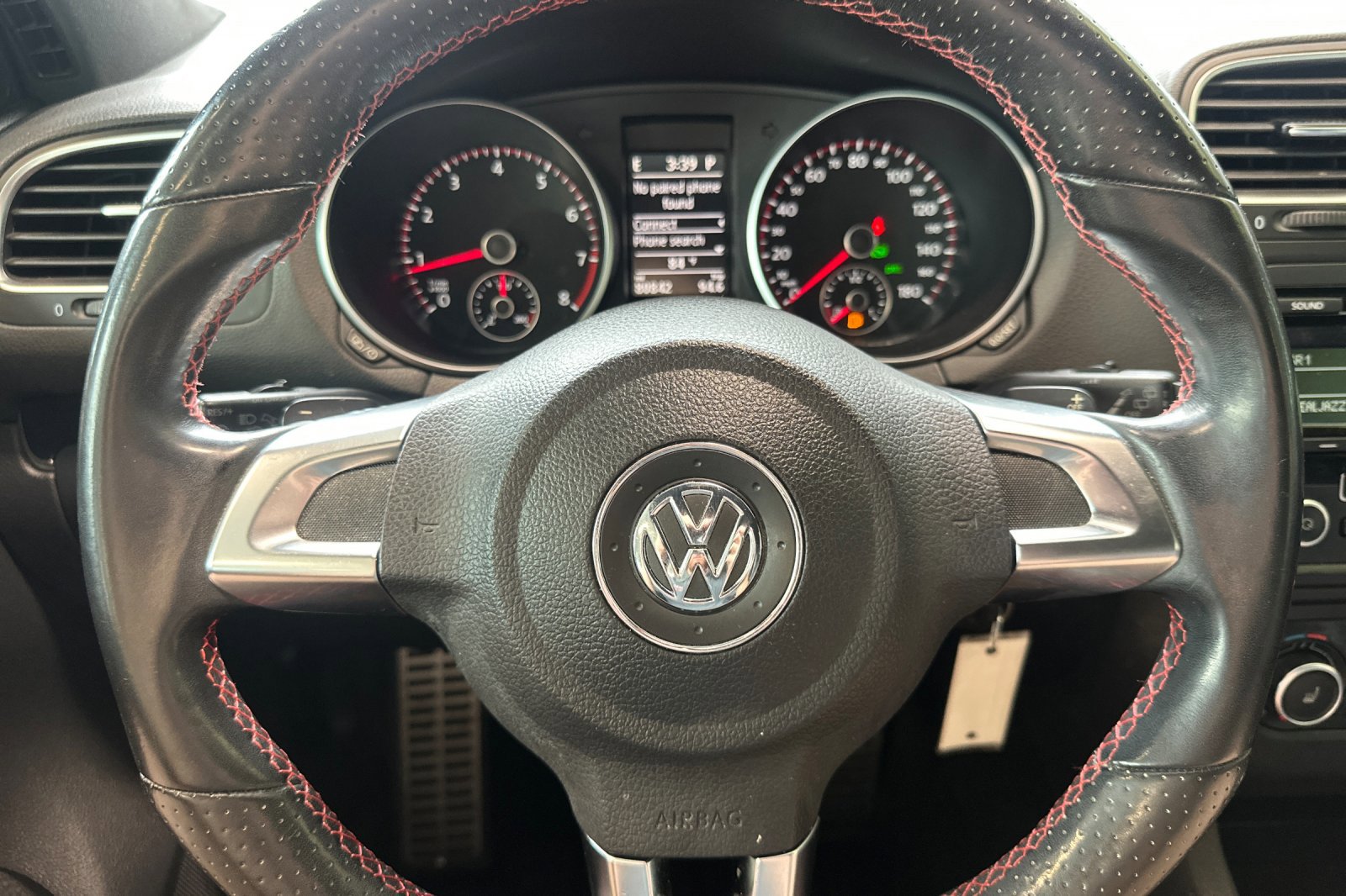 2013 Volkswagen Golf GTI Base photo 16