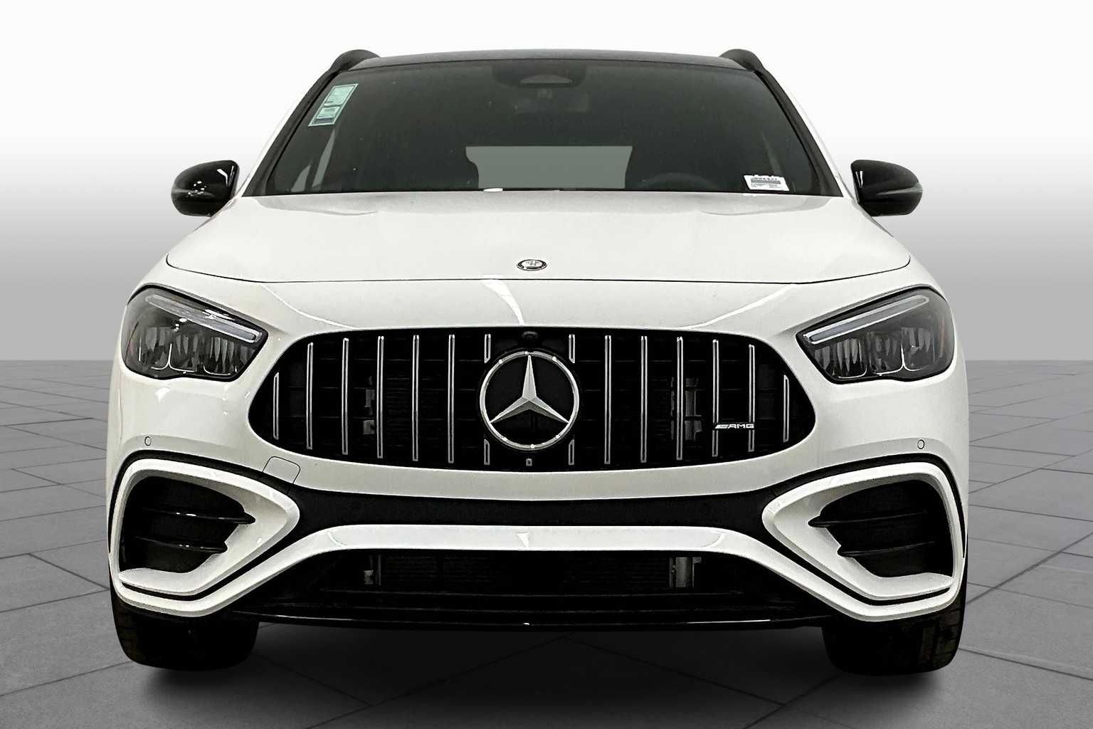 2025 Mercedes Benz GLA AMG 35 4MATIC photo 3