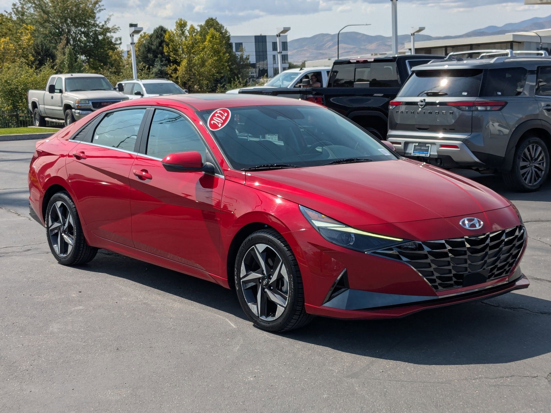 2022 Hyundai Elantra SEL photo 7