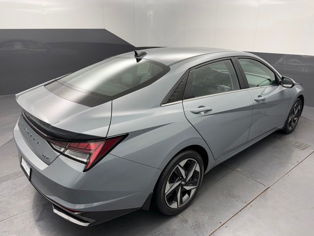 2022 Hyundai Elantra Hybrid Limited photo 7