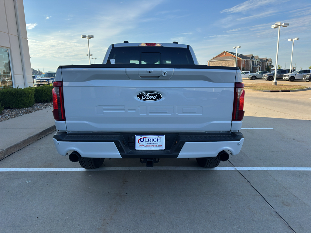 2025 Ford F-150 XLT photo 6