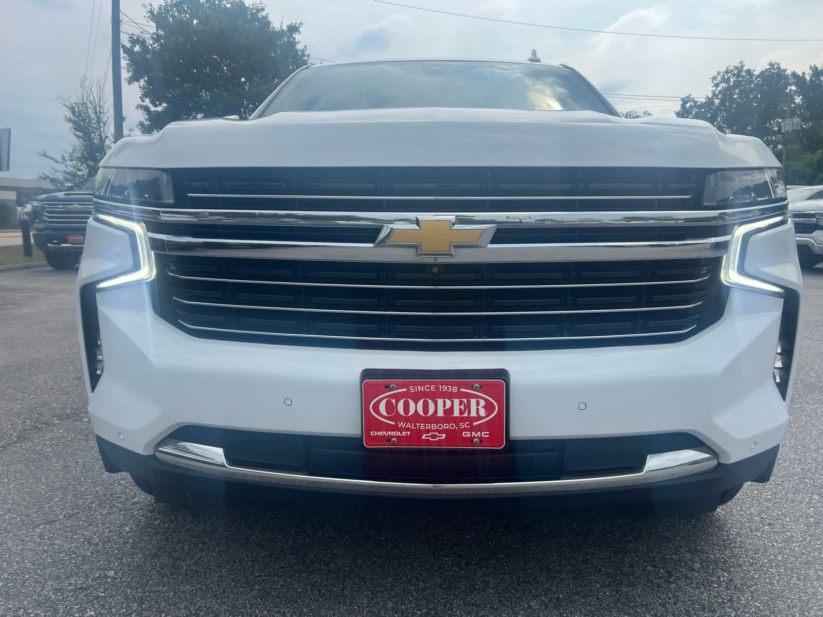 2022 Chevrolet Tahoe LT photo 3