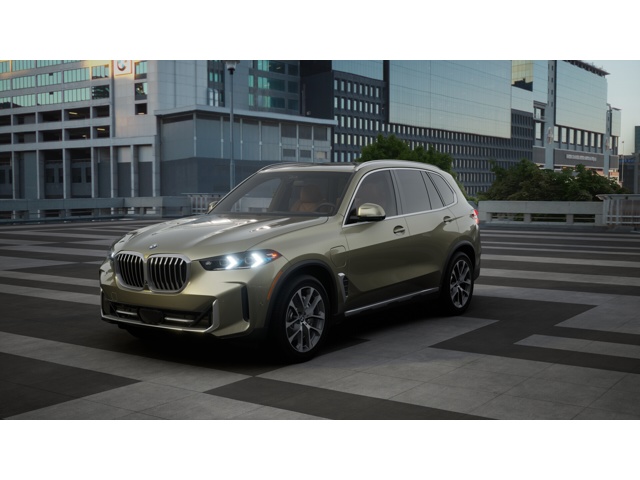 2026 BMW X5 50e's photo