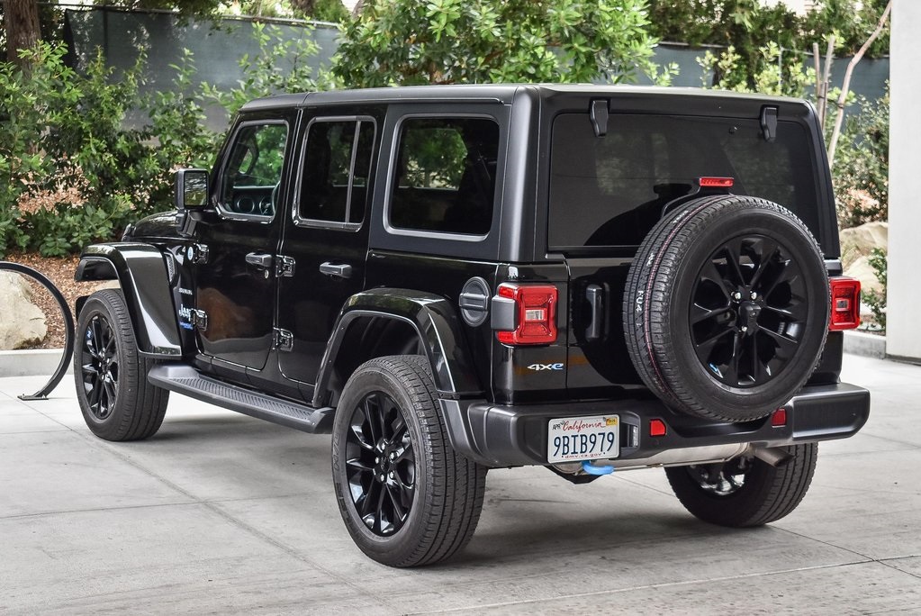 2022 Jeep Wrangler Unlimited Sahara 4xe photo 4