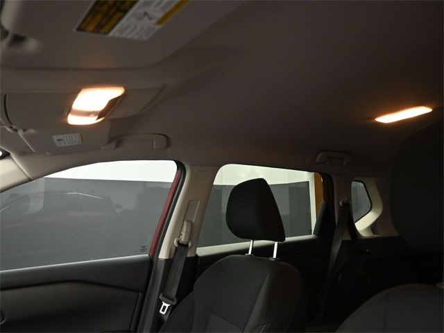 2026 Nissan Rogue S photo 15