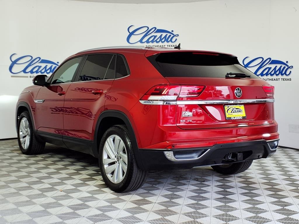 2022 Volkswagen Atlas Cross Sport V6 SE Technology photo 2