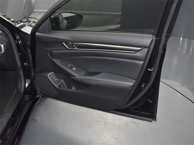 2021 Honda Accord Sport 2.0T photo 11