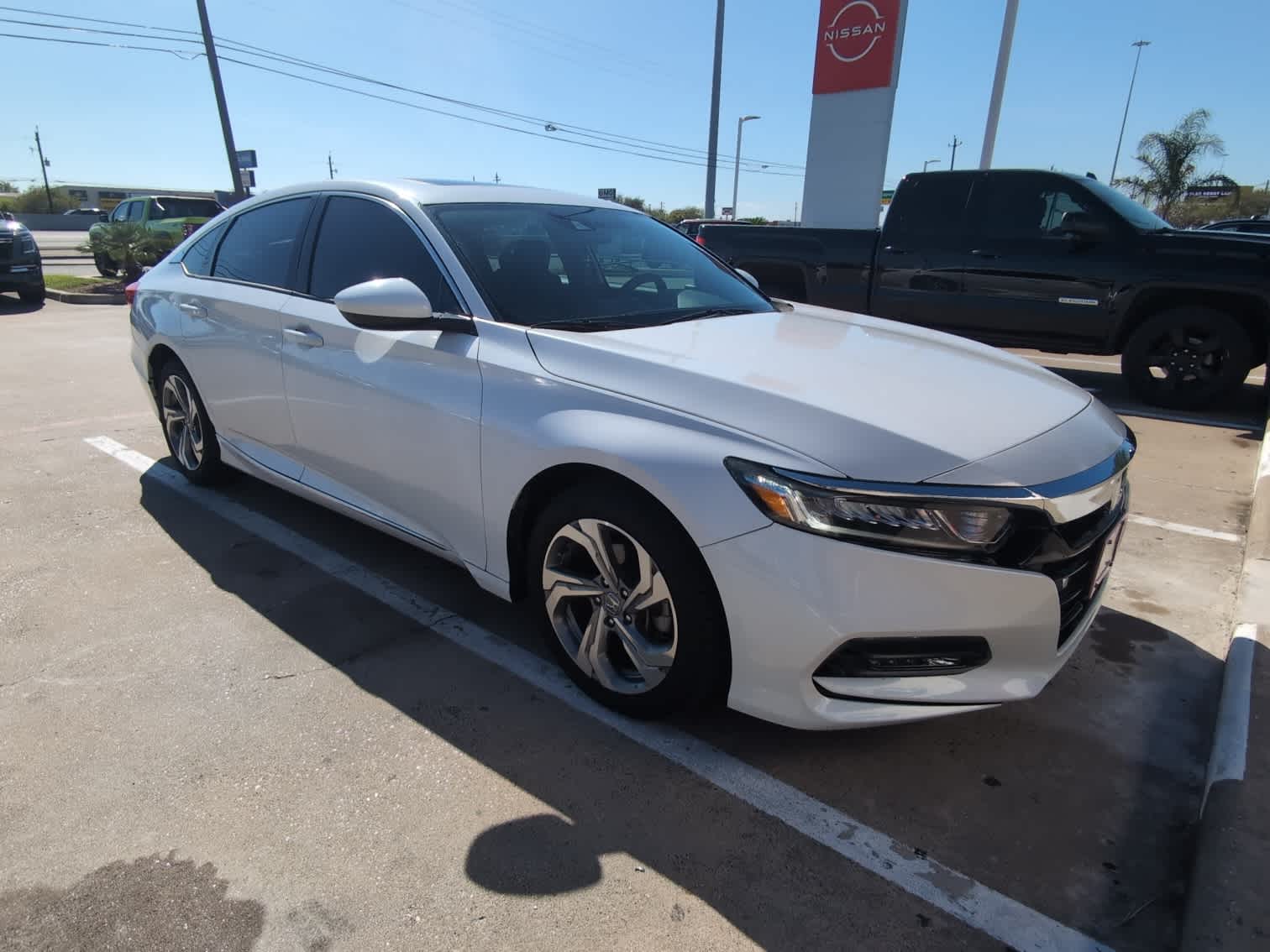 2018 Honda Accord EX 1.5T photo 2