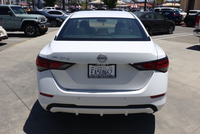 2025 Nissan Sentra S photo 4