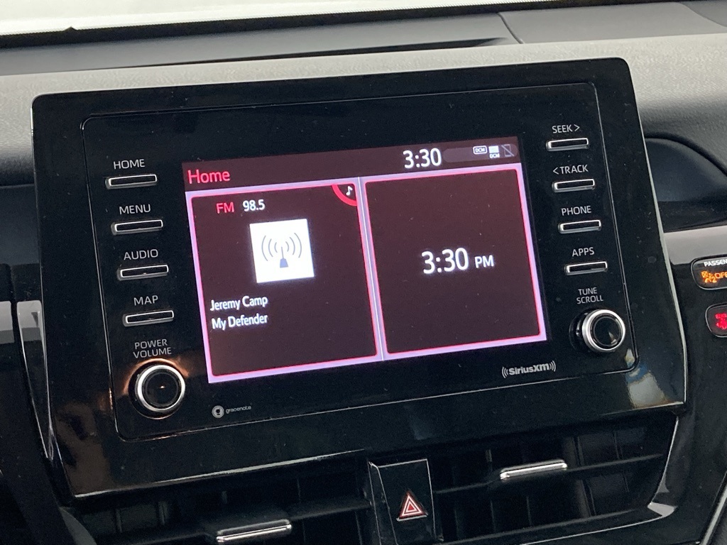 2023 Toyota Camry SE photo 3