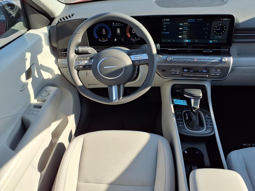2026 Hyundai Kona SEL photo 2