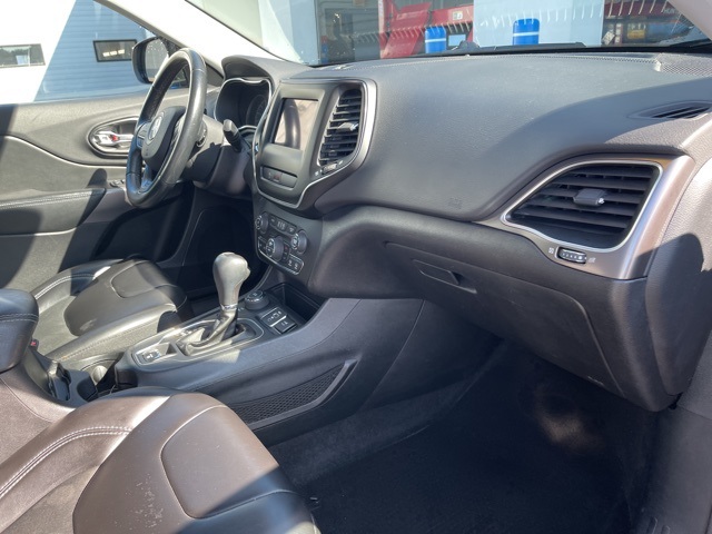 2019 Jeep Cherokee Latitude photo 22