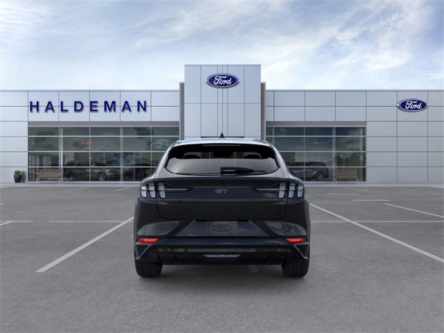 2025 Ford Mustang Mach-E GT photo 4