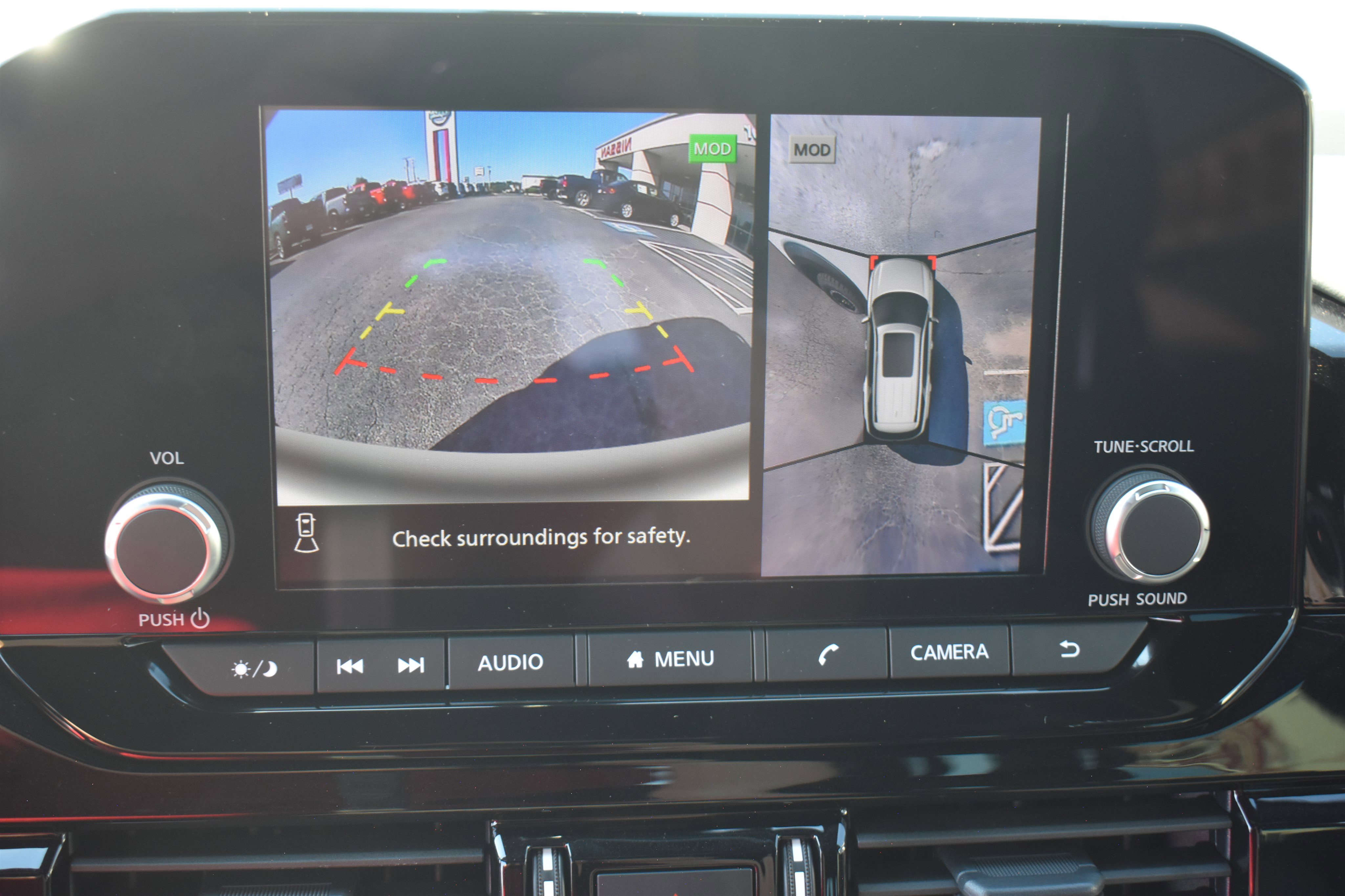 2025 Nissan Pathfinder Rock Creek photo 15