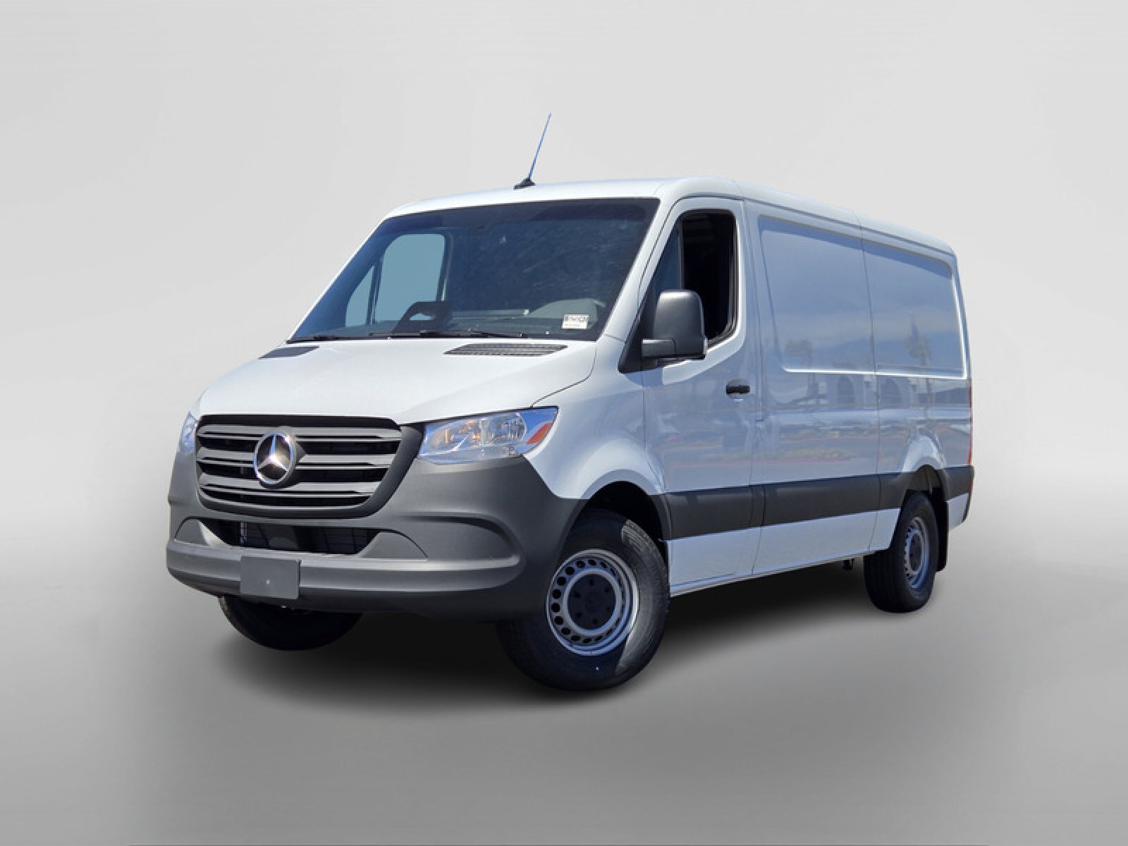 2025 Mercedes-Benz Sprinter Cargo Van Base's photo