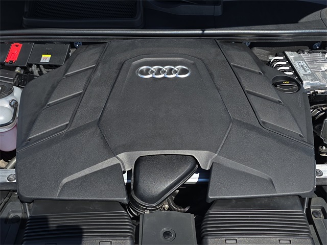 2025 Audi Q7 55 Premium Plus photo 32