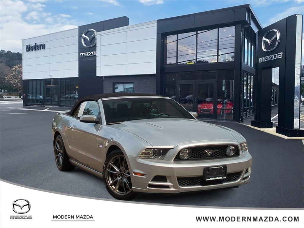 2014 Ford Mustang GT Premium's photo
