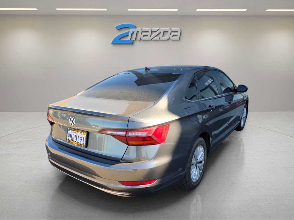 2019 Volkswagen Jetta S photo 4