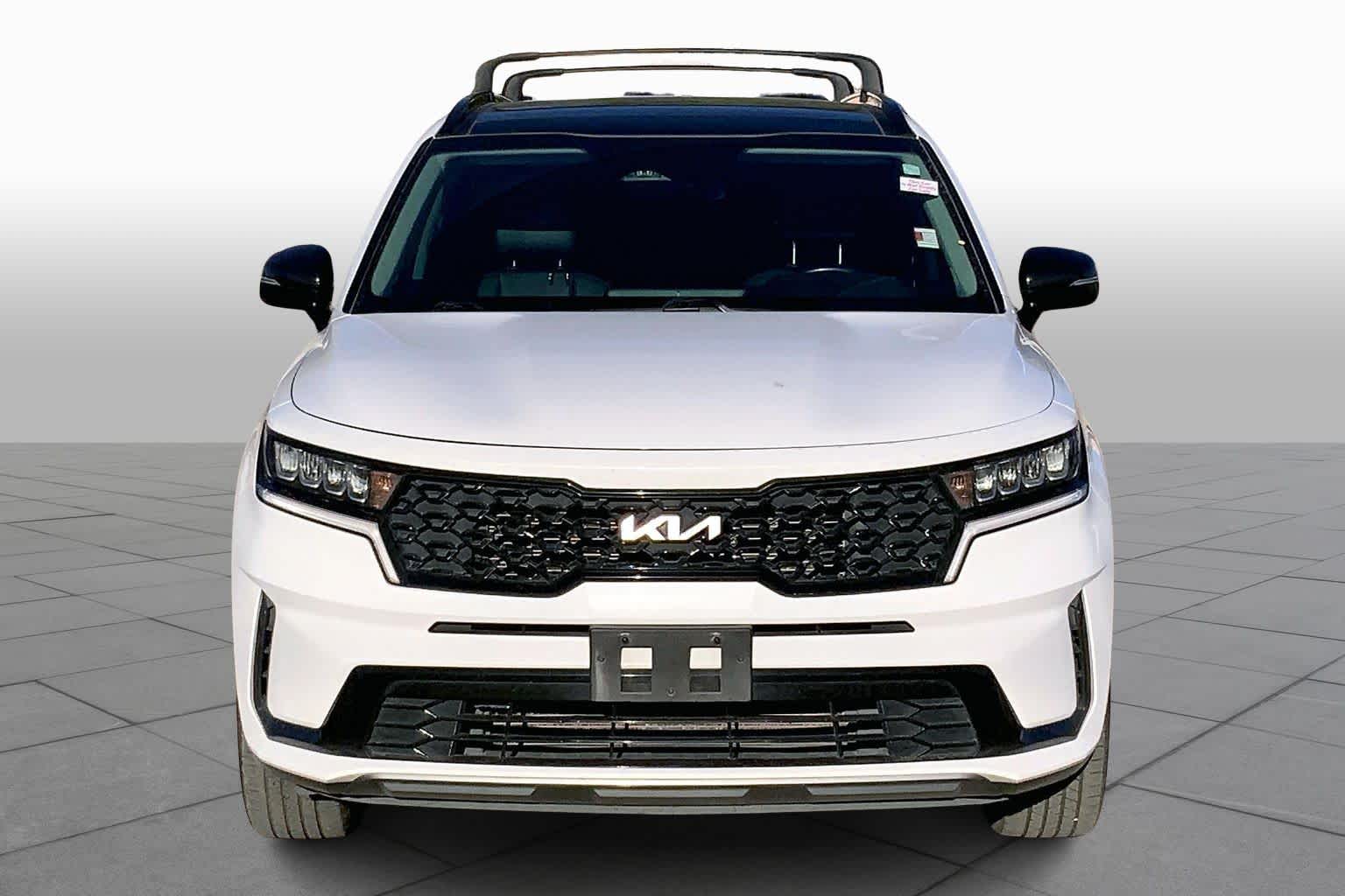 2022 Kia Sorento S photo 3